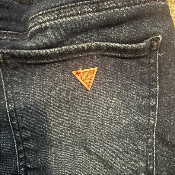 Guess Jeans Dark Wash Distressed Cut Off Raw Hem High Waisted Denim Shorts - Picture 3 of 5